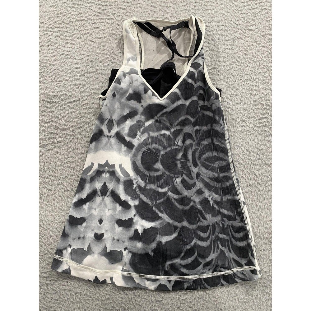 Lululemon Tank Top Womens 4 Black White Racerback Built In Bra Strappy Yoga